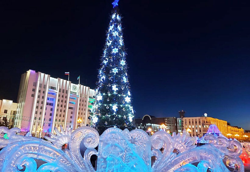 ロシアのクリスマスツリーであるヨールカ（ёлка）
