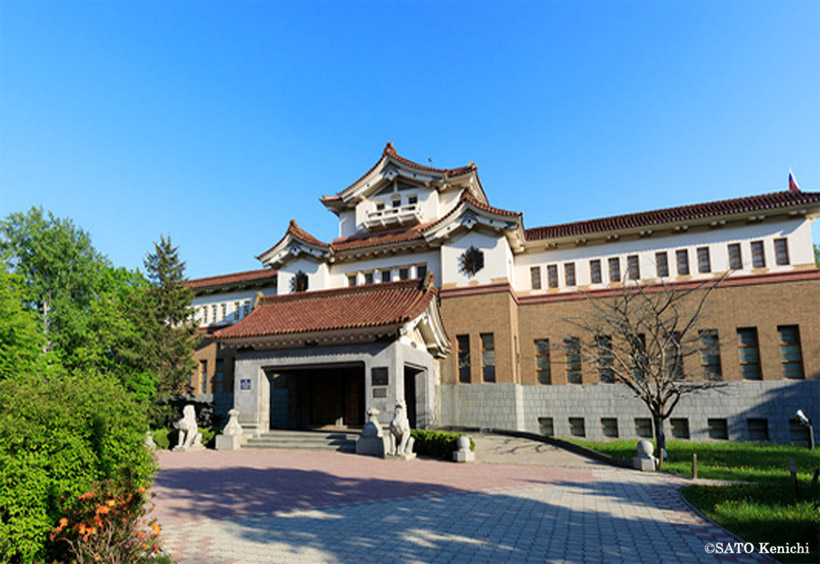 博物館の威風堂々とした建物は、昭和12年に樺太庁博物館として建てられたもの