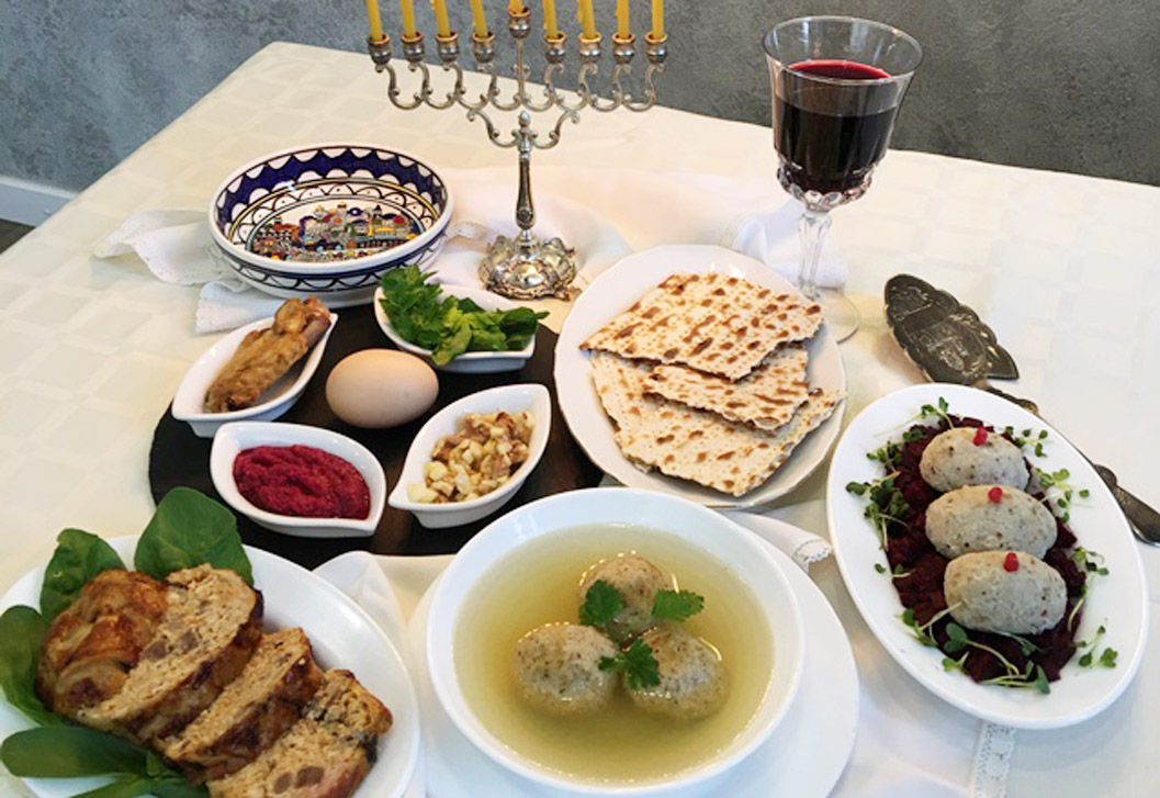 ユダヤ料理はハラールフードに似た宗教的な戒律があり、コーシャ料理と呼ばれます